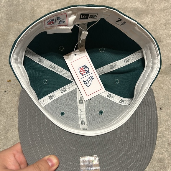 NWT - OVO Philadelphia eagles fitted - Picture 4 of 6